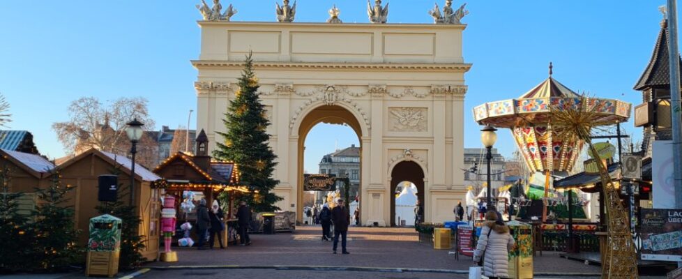 Szene vom Weihnachtsmarkt in Potsdam (Foto Haßler)